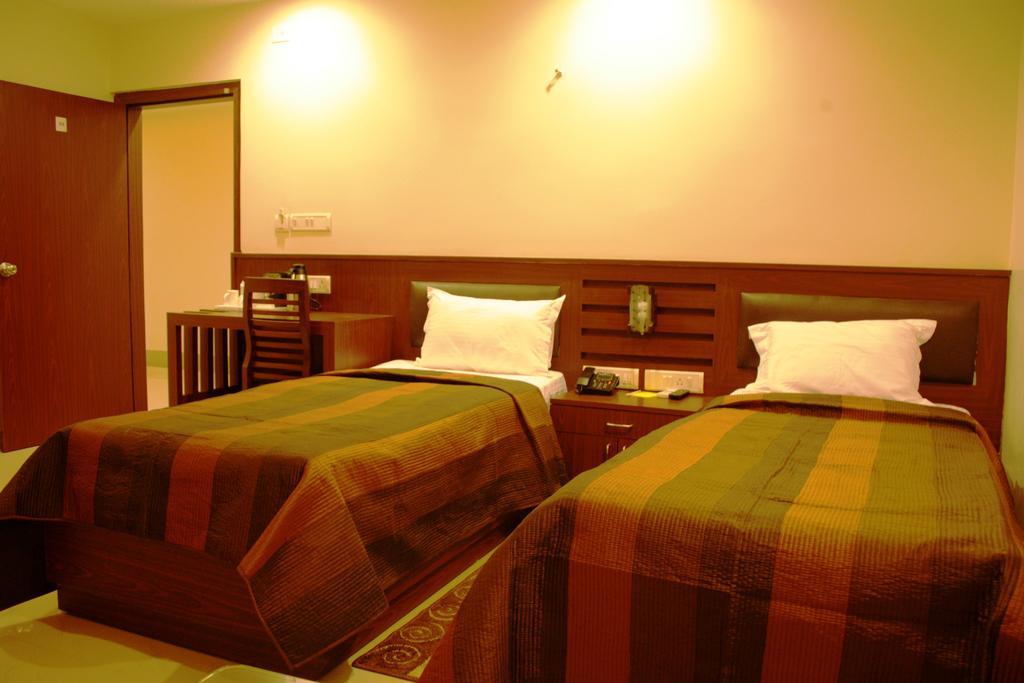 Hotel Avn Grand Ранчи Стая снимка