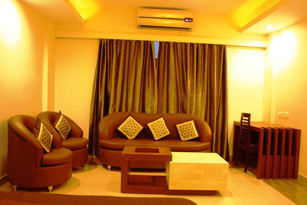 Hotel Avn Grand Ранчи Стая снимка