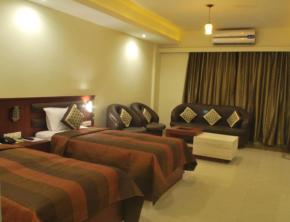Hotel Avn Grand Ранчи Стая снимка