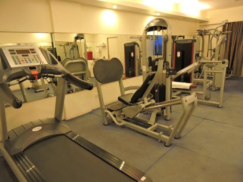 Hotel Avn Grand Ранчи Екстериор снимка